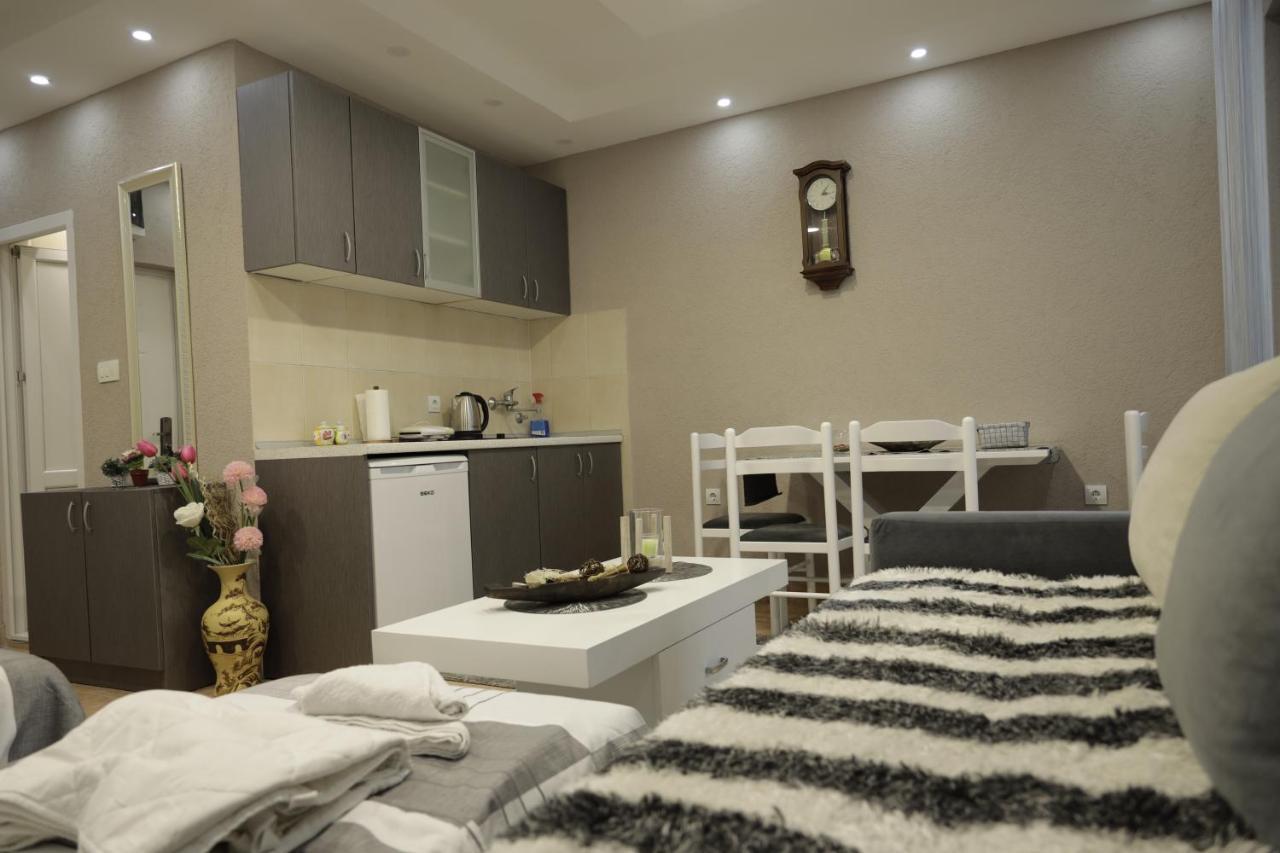Apartment Alexandra *
